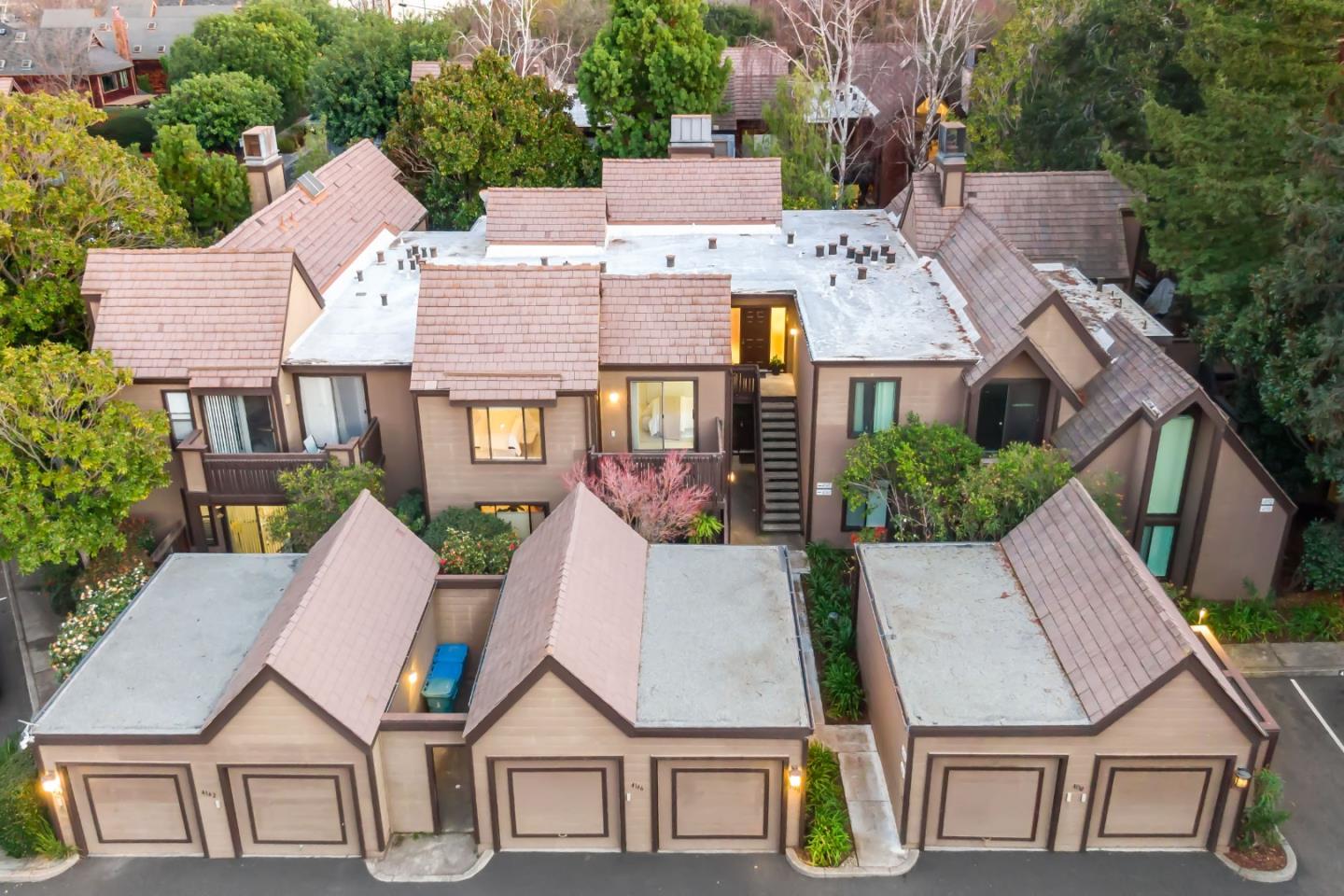 Detail Gallery Image 45 of 52 For 4148 Thain Way, Palo Alto,  CA 94306 - 2 Beds | 2 Baths