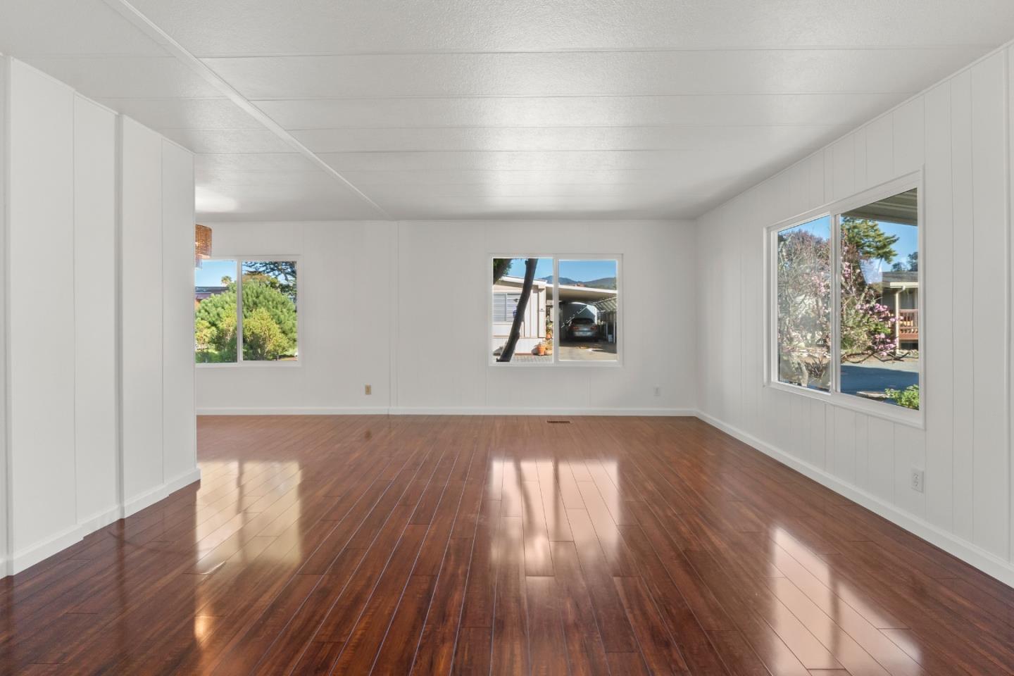 Detail Gallery Image 15 of 32 For 19 Dolphin Court #19,  Half Moon Bay,  CA 94019 - 2 Beds | 2 Baths