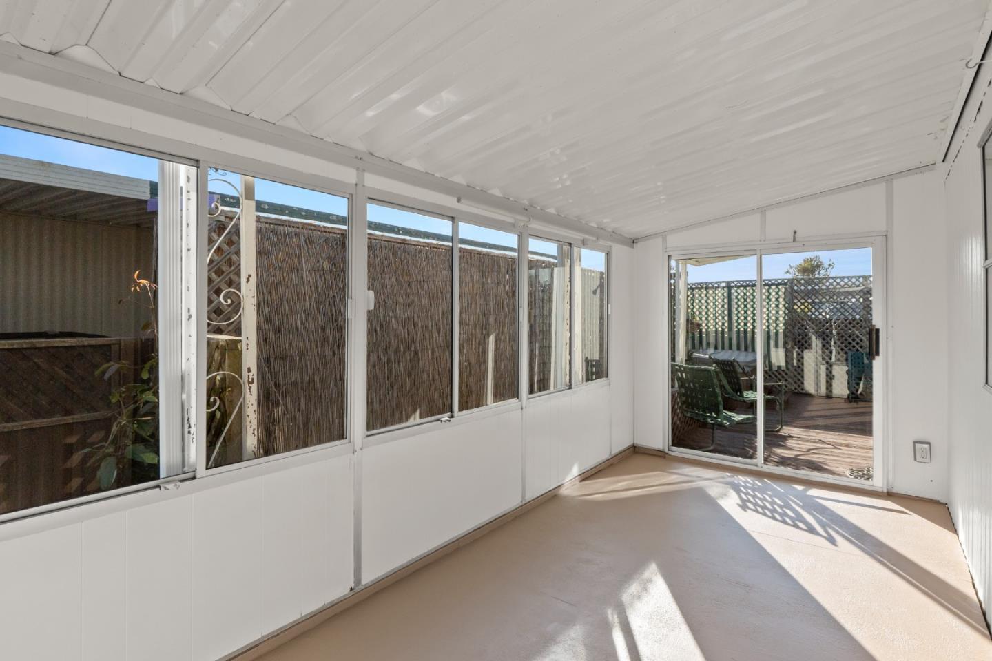 Detail Gallery Image 22 of 32 For 19 Dolphin Court #19,  Half Moon Bay,  CA 94019 - 2 Beds | 2 Baths