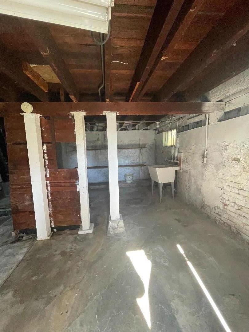 Detail Gallery Image 12 of 16 For 559 Gates St, San Francisco,  CA 94110 - 2 Beds | 1 Baths