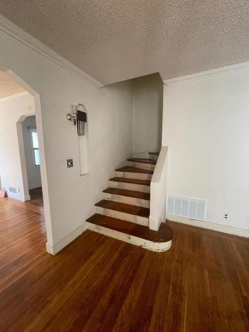 Detail Gallery Image 8 of 16 For 559 Gates St, San Francisco,  CA 94110 - 2 Beds | 1 Baths