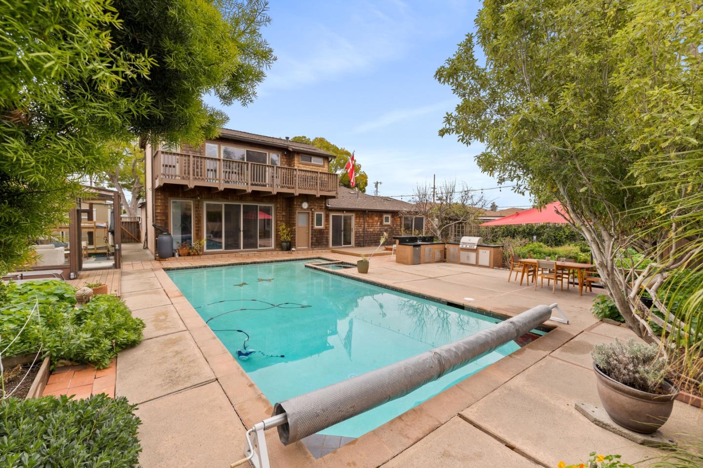 Detail Gallery Image 37 of 45 For 14925 Joanne Ave, San Jose,  CA 95127 - 3 Beds | 2/1 Baths