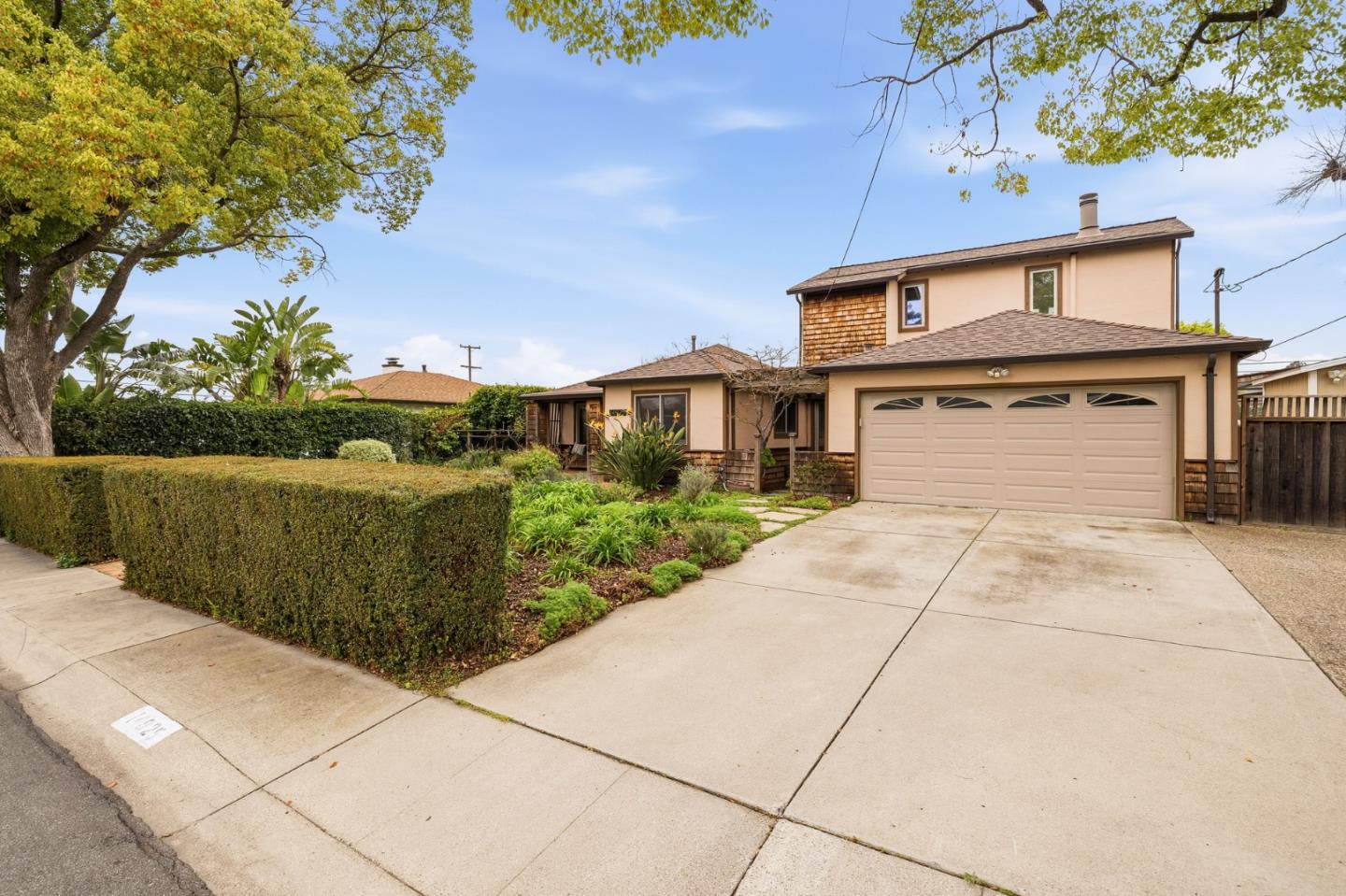 Detail Gallery Image 5 of 45 For 14925 Joanne Ave, San Jose,  CA 95127 - 3 Beds | 2/1 Baths