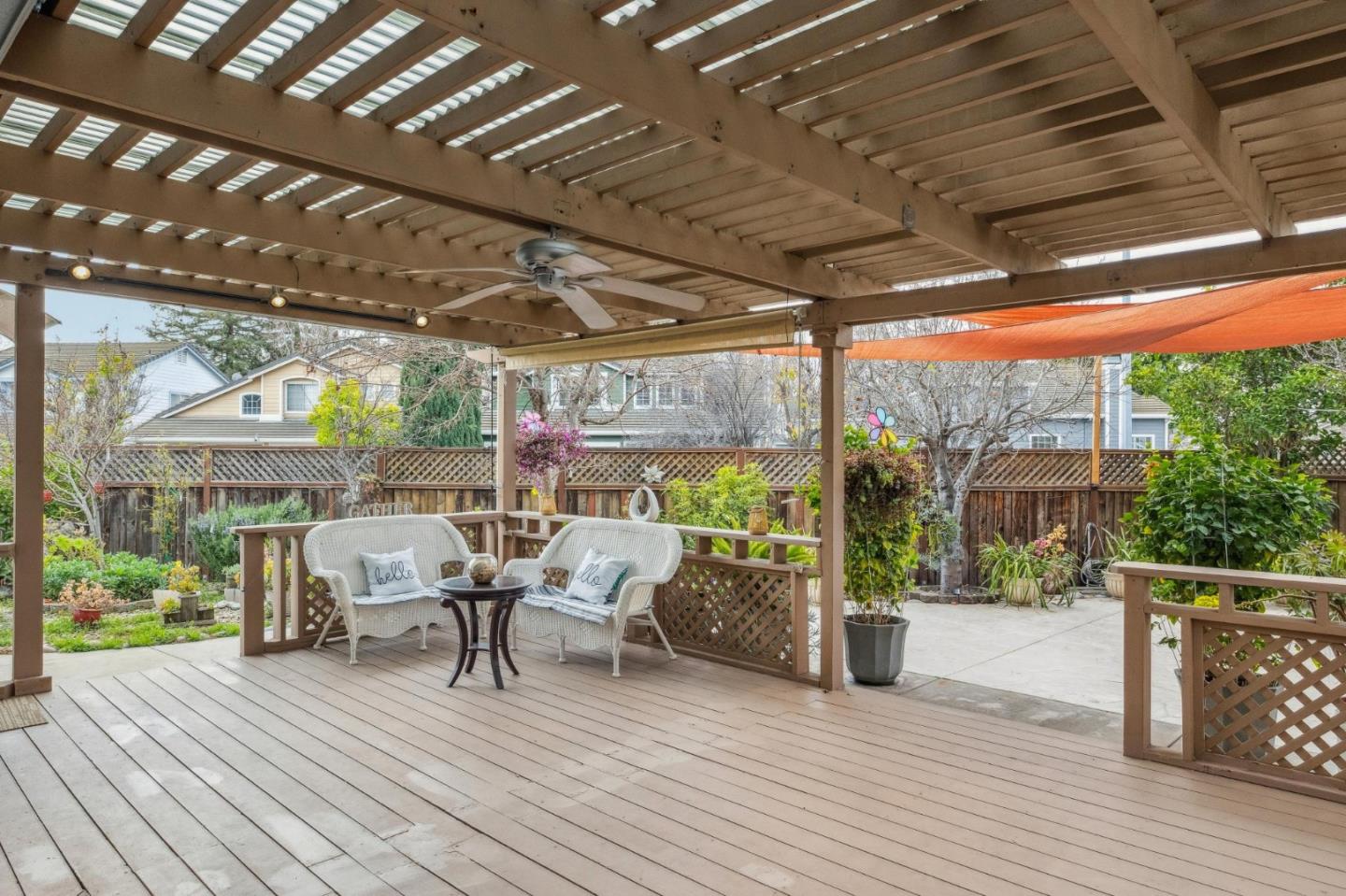 Detail Gallery Image 19 of 38 For 1468 Leaftree Cir, San Jose,  CA 95131 - 4 Beds | 2/1 Baths