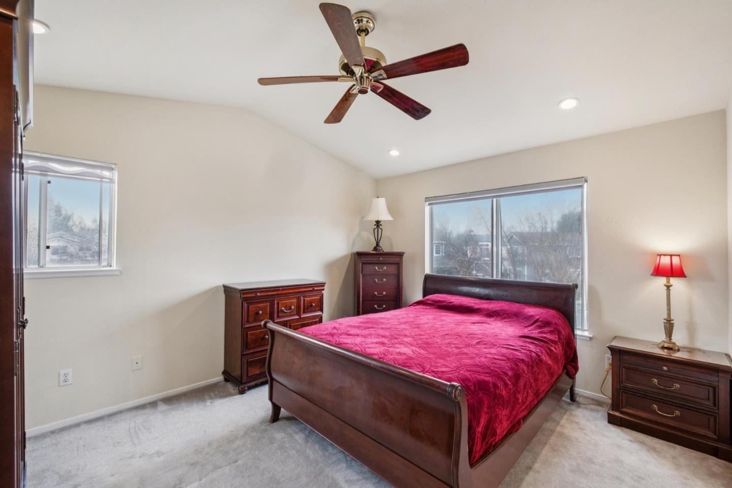 Detail Gallery Image 22 of 38 For 1468 Leaftree Cir, San Jose,  CA 95131 - 4 Beds | 2/1 Baths