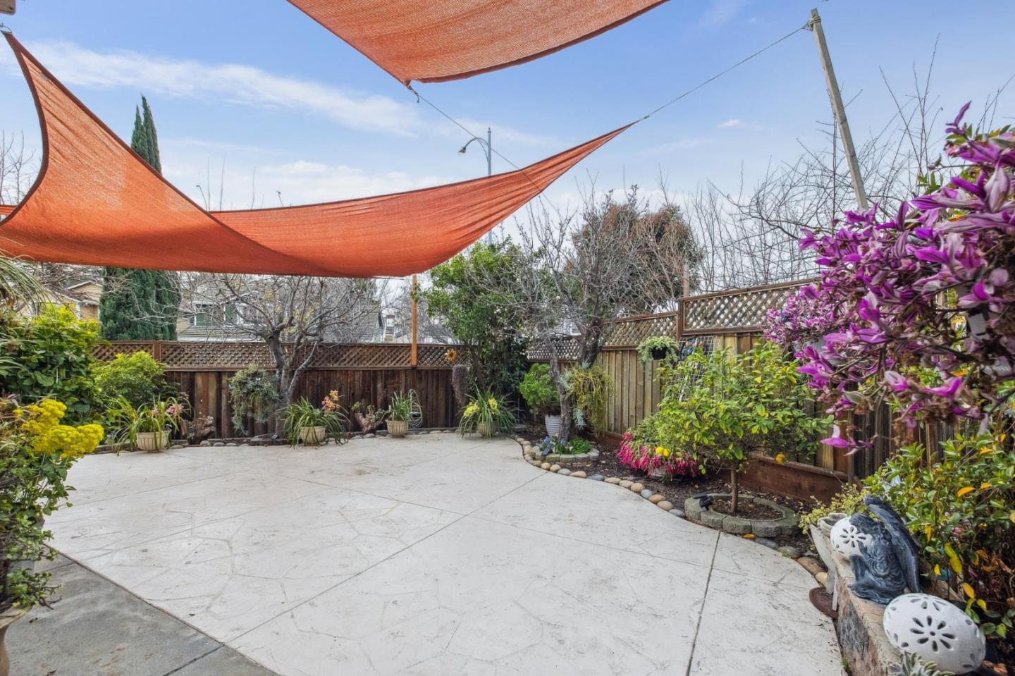 Detail Gallery Image 37 of 38 For 1468 Leaftree Cir, San Jose,  CA 95131 - 4 Beds | 2/1 Baths