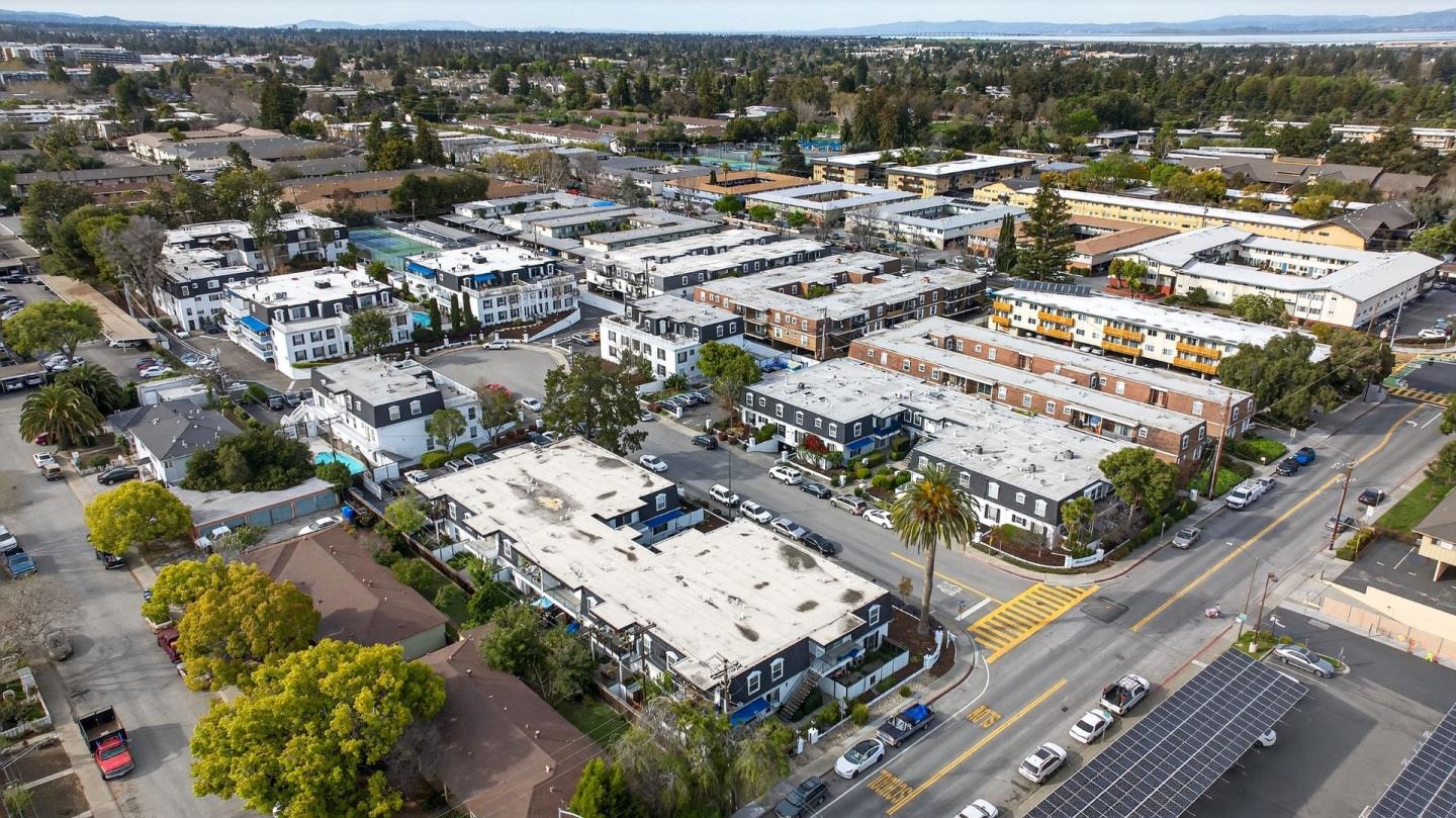 Detail Gallery Image 24 of 33 For 1910 Mount Vernon Ct #10,  Mountain View,  CA 94040 - 1 Beds | 1 Baths