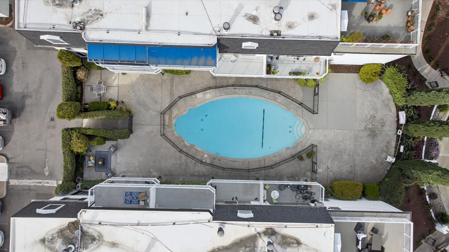 Detail Gallery Image 31 of 33 For 1910 Mount Vernon Ct #10,  Mountain View,  CA 94040 - 1 Beds | 1 Baths