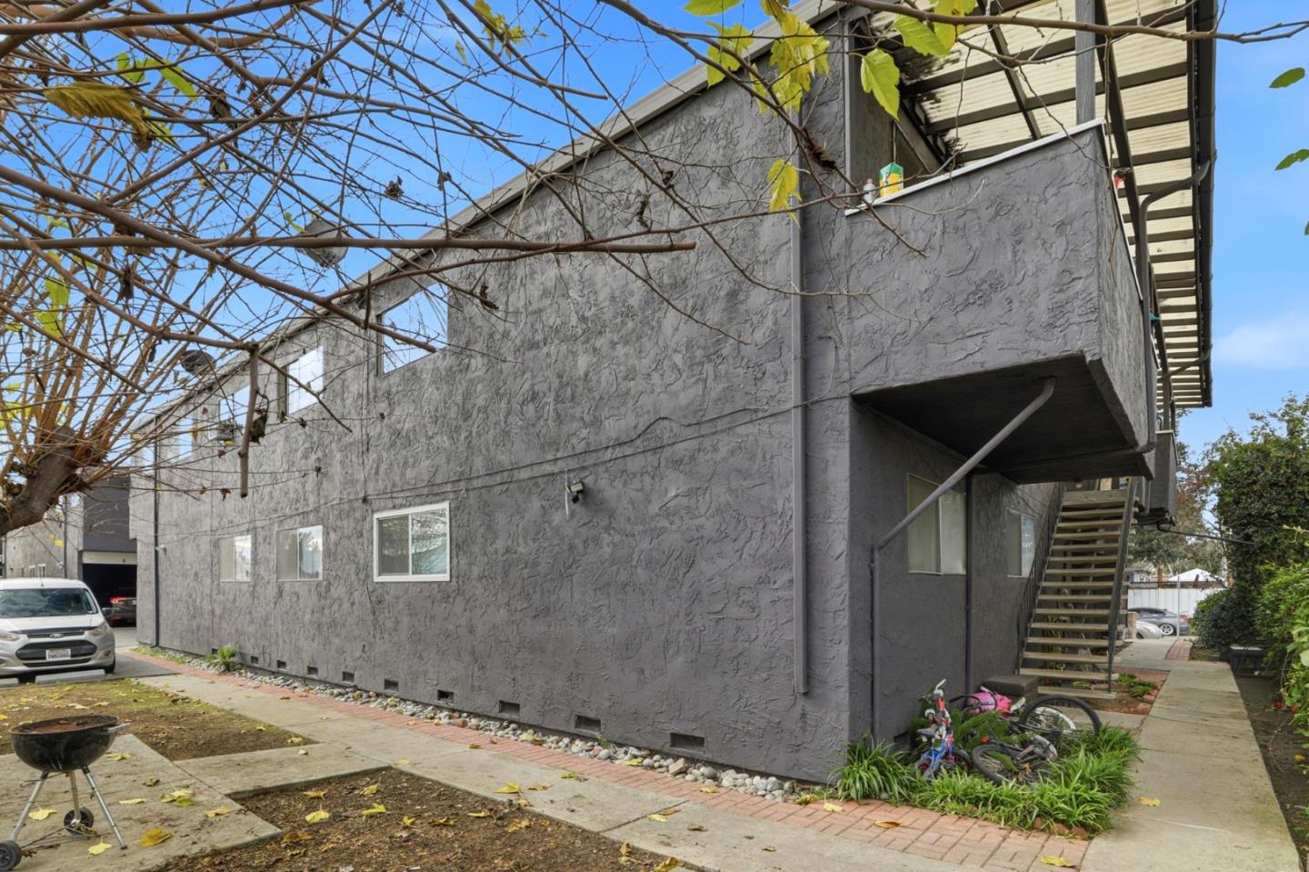 Detail Gallery Image 7 of 16 For 5390 Carryback Ave, San Jose,  CA 95111 - – Beds | – Baths