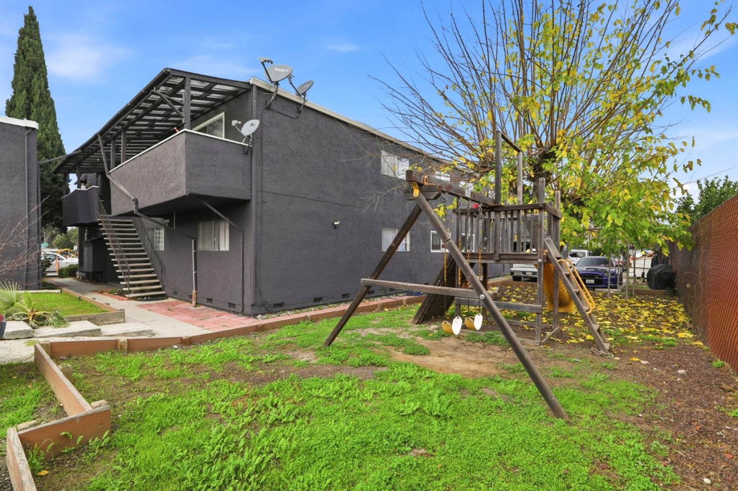 Detail Gallery Image 8 of 16 For 5390 Carryback Ave, San Jose,  CA 95111 - – Beds | – Baths