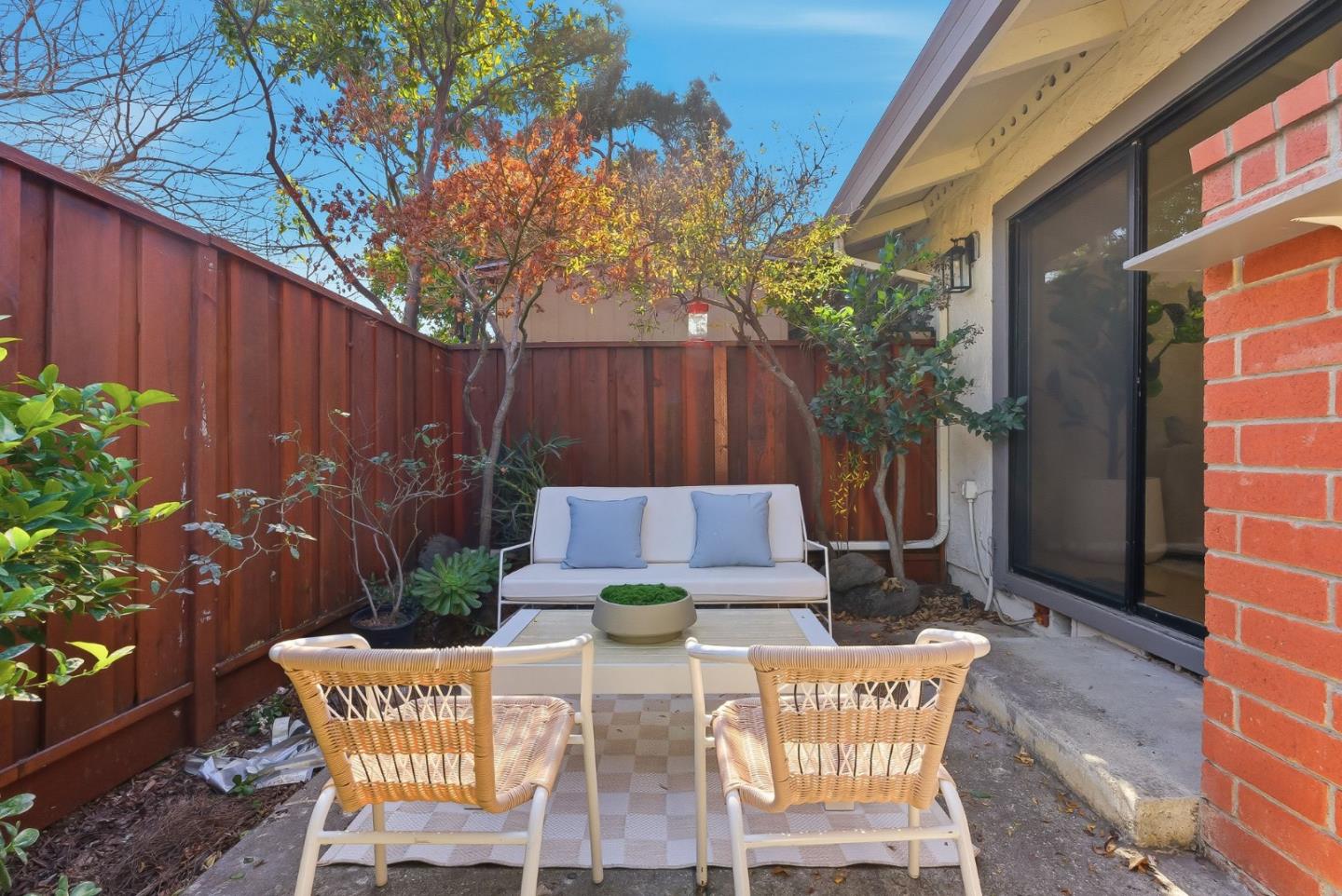 Detail Gallery Image 10 of 28 For 20012 Northcrest Sq, Cupertino,  CA 95014 - 2 Beds | 2 Baths