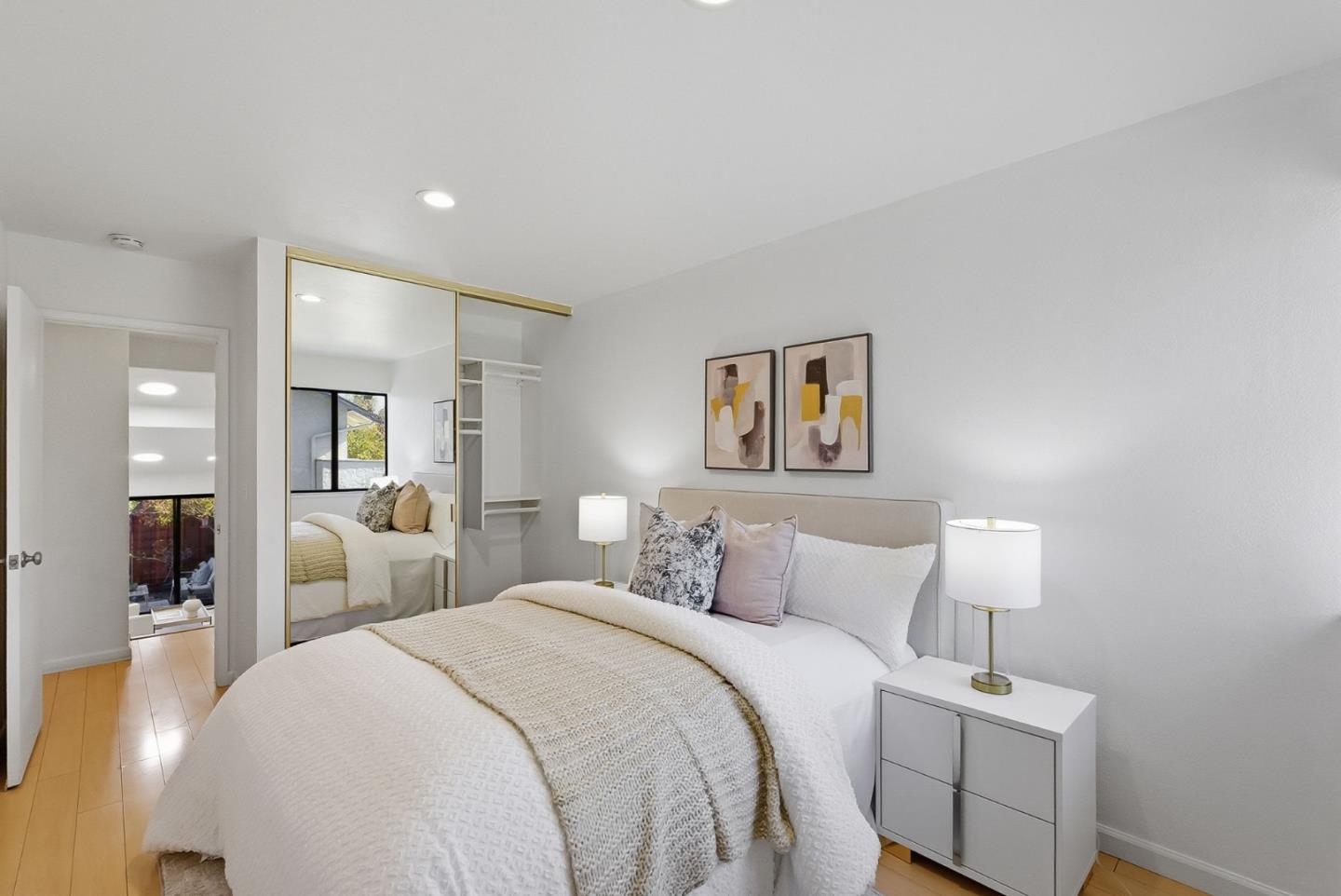 Detail Gallery Image 14 of 28 For 20012 Northcrest Sq, Cupertino,  CA 95014 - 2 Beds | 2 Baths