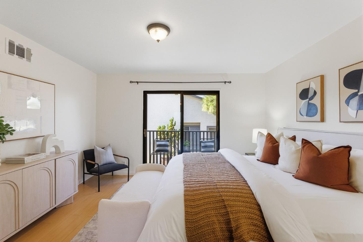 Detail Gallery Image 18 of 28 For 20012 Northcrest Sq, Cupertino,  CA 95014 - 2 Beds | 2 Baths