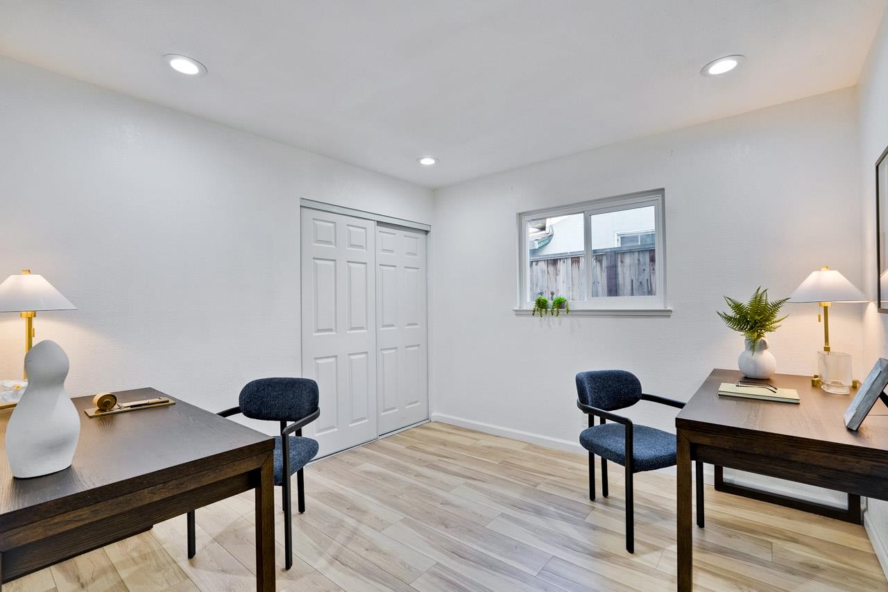 Detail Gallery Image 27 of 45 For 961 Lambaren Ave, Livermore,  CA 94551 - 4 Beds | 2 Baths