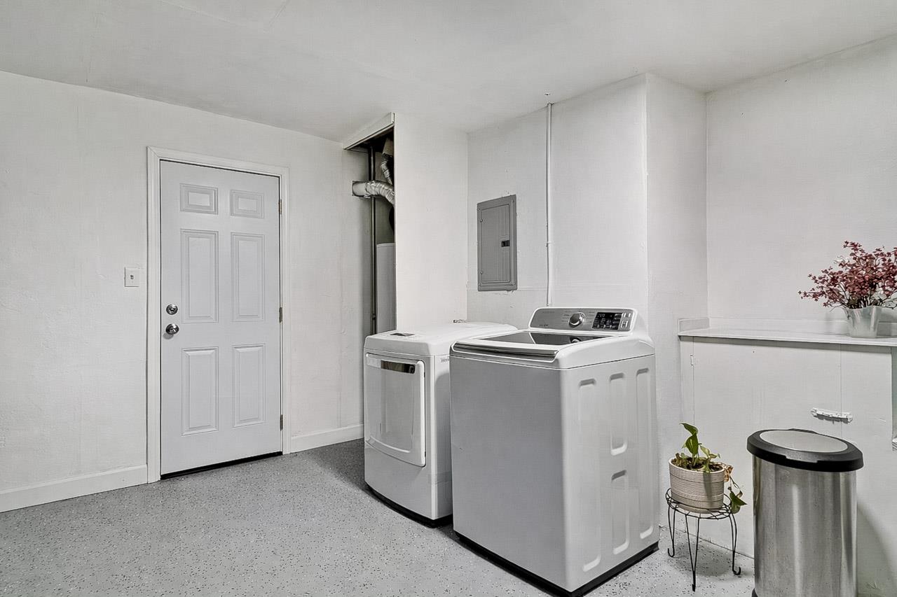 Detail Gallery Image 36 of 45 For 961 Lambaren Ave, Livermore,  CA 94551 - 4 Beds | 2 Baths