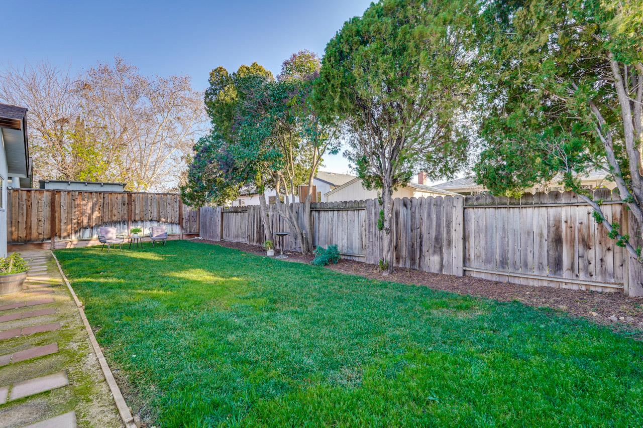 Detail Gallery Image 40 of 45 For 961 Lambaren Ave, Livermore,  CA 94551 - 4 Beds | 2 Baths