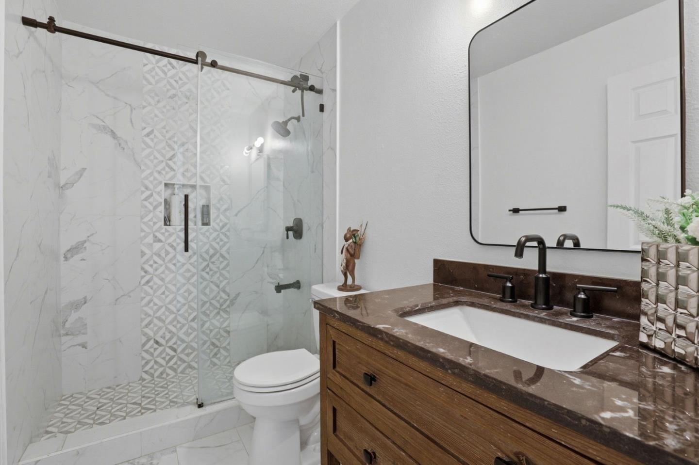 Detail Gallery Image 26 of 40 For 6460 Standridge Ct, San Jose,  CA 95123 - 4 Beds | 2/1 Baths