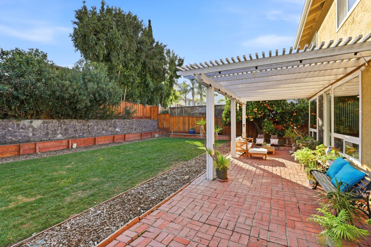 Detail Gallery Image 34 of 40 For 6460 Standridge Ct, San Jose,  CA 95123 - 4 Beds | 2/1 Baths