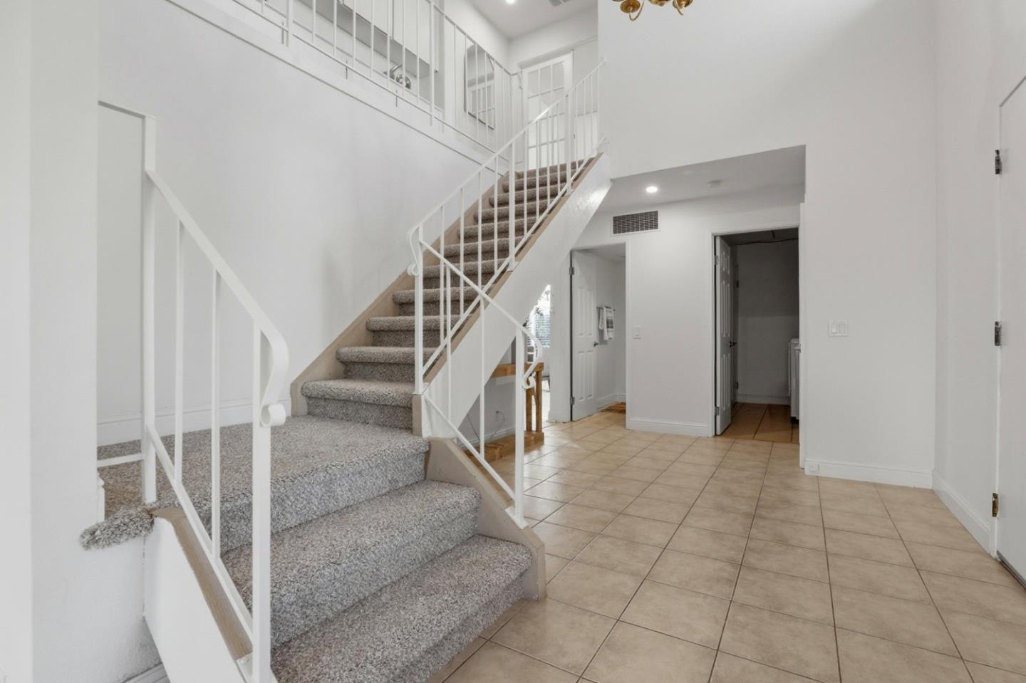 Detail Gallery Image 39 of 40 For 6460 Standridge Ct, San Jose,  CA 95123 - 4 Beds | 2/1 Baths