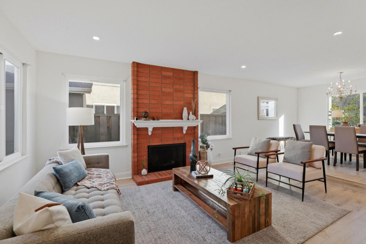 Detail Gallery Image 6 of 40 For 6460 Standridge Ct, San Jose,  CA 95123 - 4 Beds | 2/1 Baths