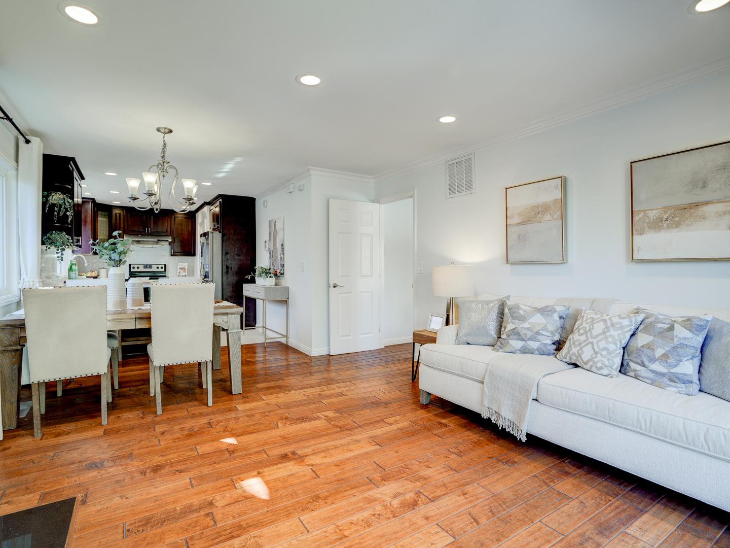 Detail Gallery Image 13 of 69 For 1674 S Stelling Rd, Cupertino,  CA 95014 - 3 Beds | 3 Baths