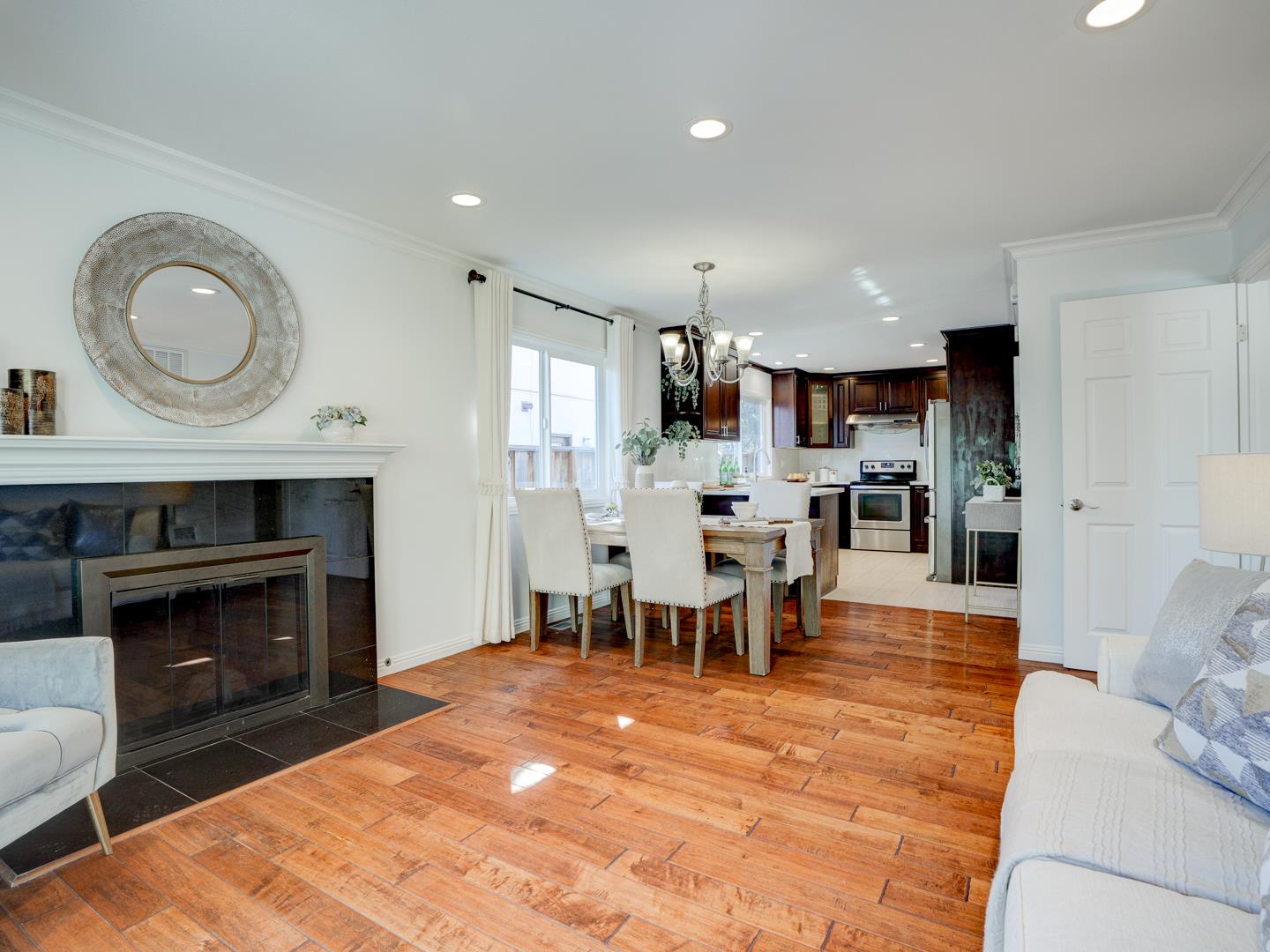 Detail Gallery Image 14 of 69 For 1674 S Stelling Rd, Cupertino,  CA 95014 - 3 Beds | 3 Baths