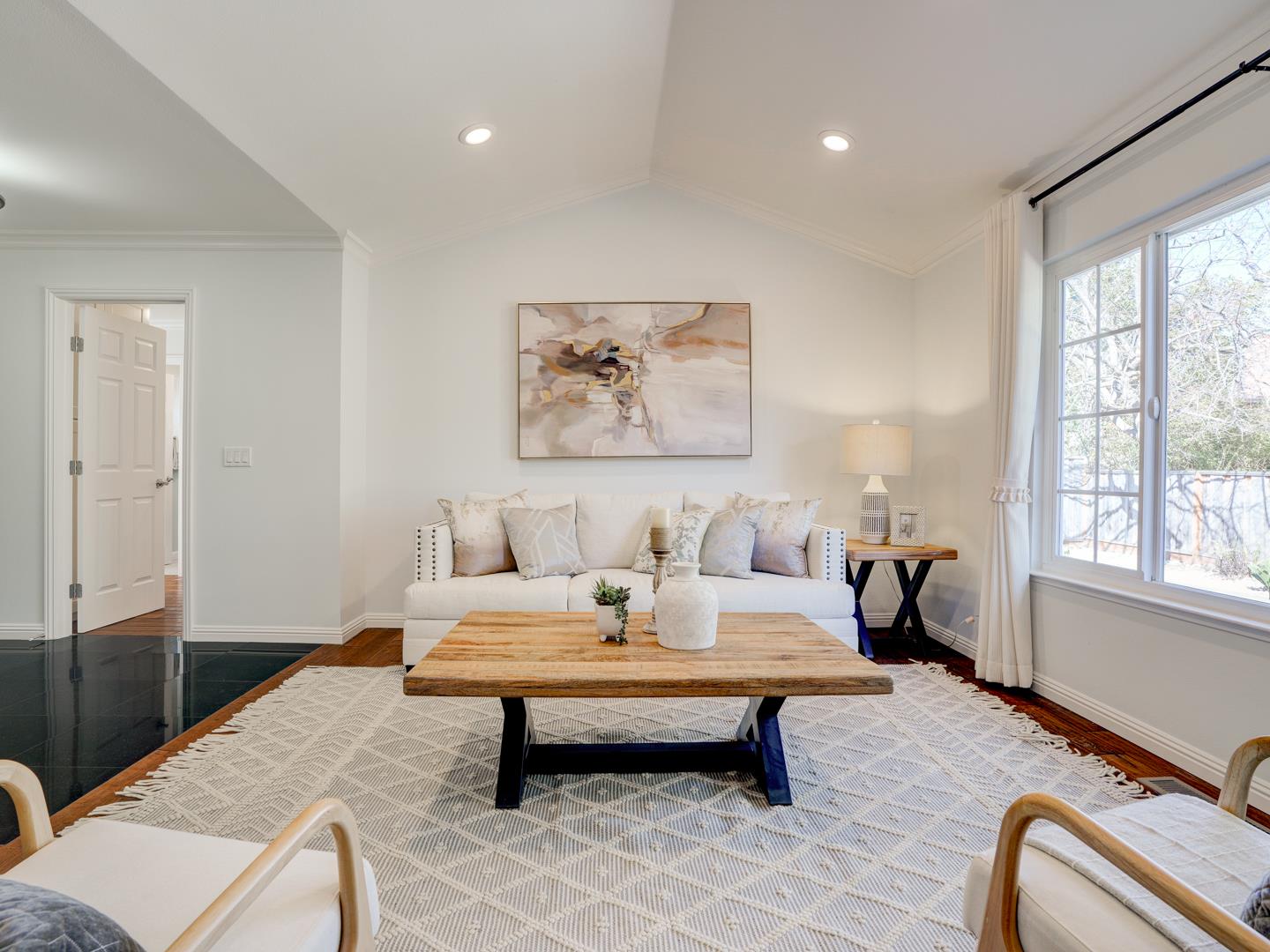 Detail Gallery Image 5 of 69 For 1674 S Stelling Rd, Cupertino,  CA 95014 - 3 Beds | 3 Baths