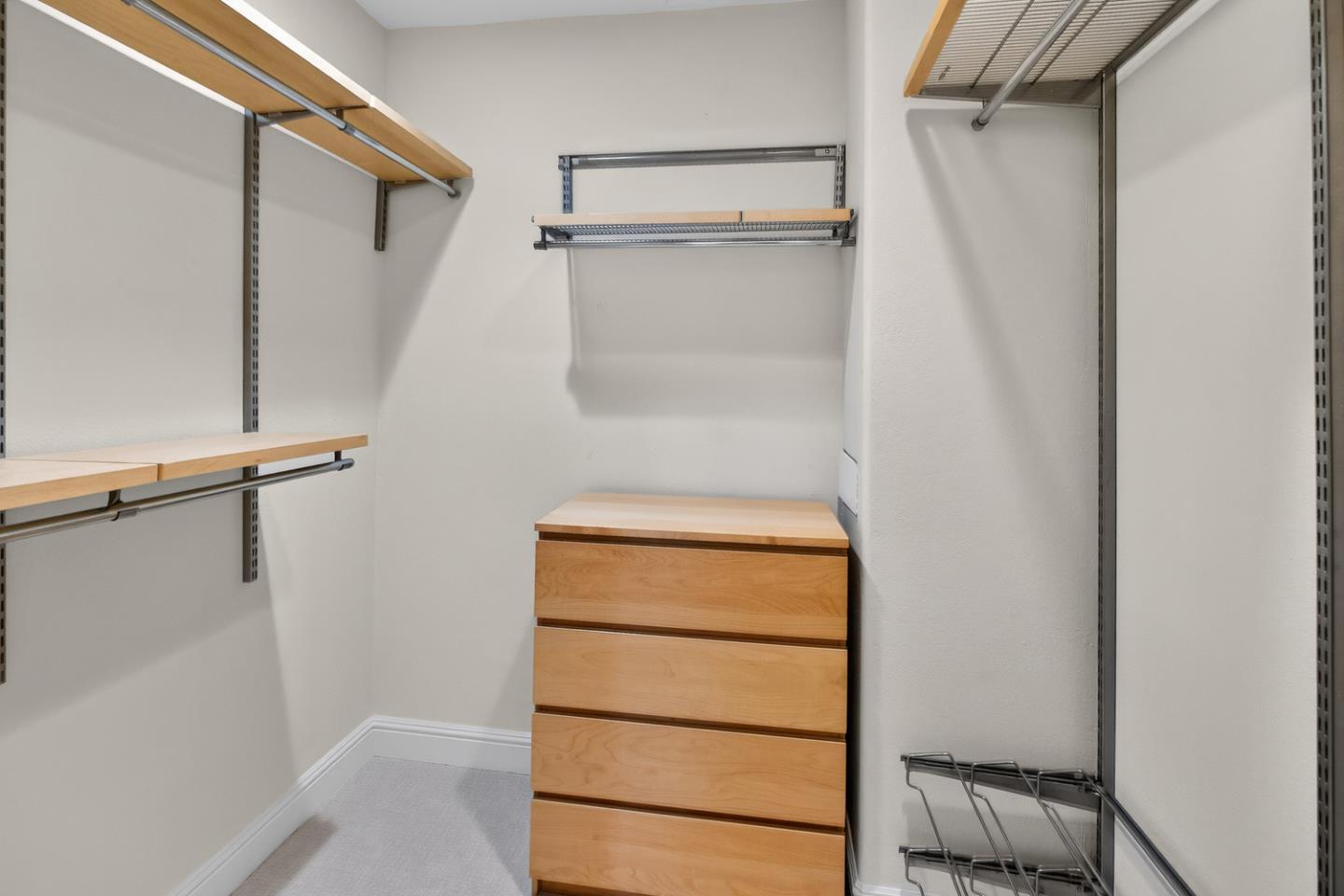 Detail Gallery Image 19 of 34 For 484 Gabilan St, Los Altos,  CA 94022 - 3 Beds | 2/1 Baths