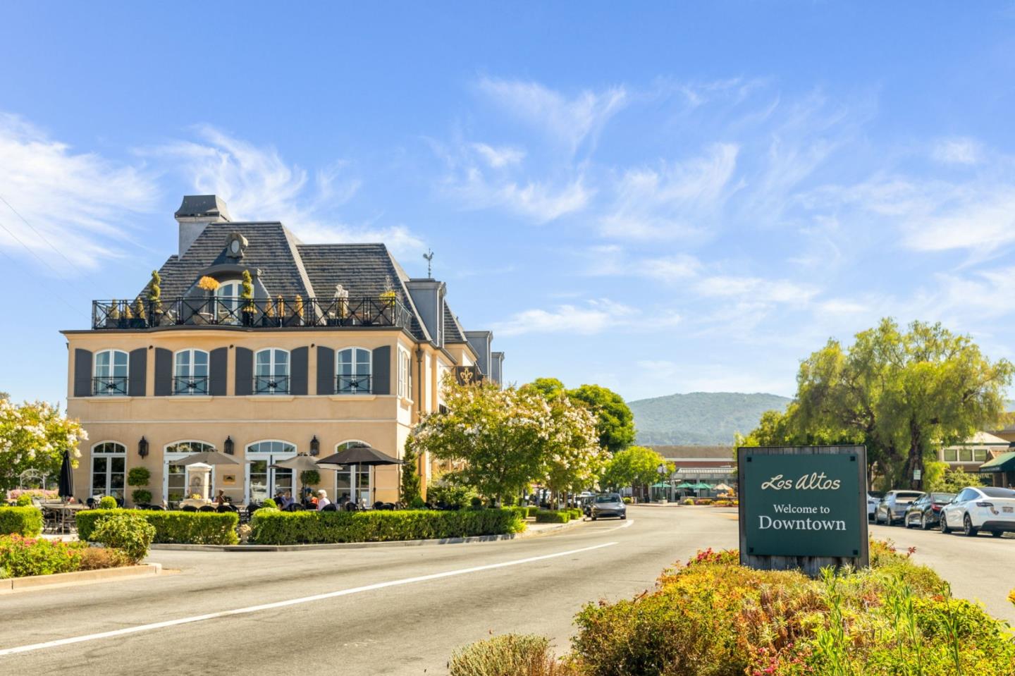 Detail Gallery Image 27 of 34 For 484 Gabilan St, Los Altos,  CA 94022 - 3 Beds | 2/1 Baths