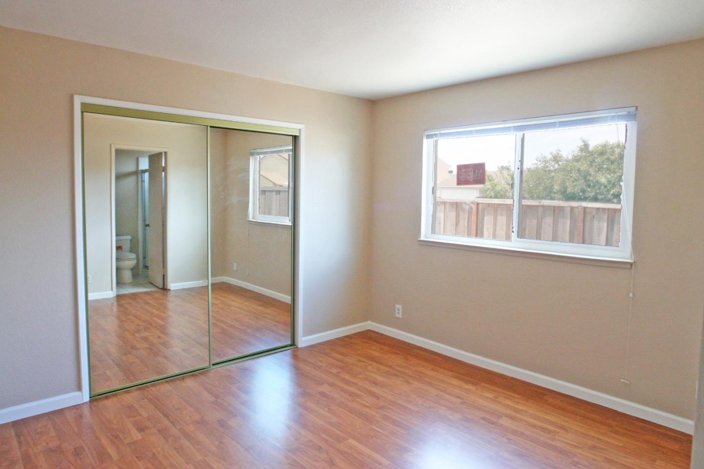 Detail Gallery Image 5 of 11 For 3289 Lantern Way, San Jose,  CA 95111 - 3 Beds | 2 Baths