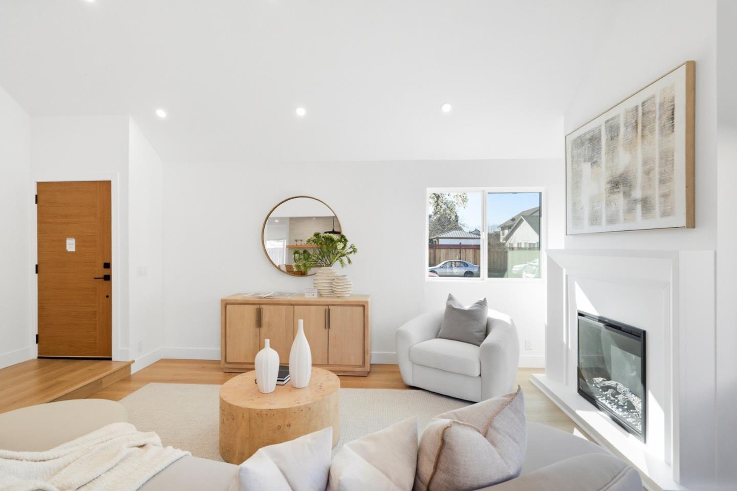 Detail Gallery Image 12 of 73 For 4234 Rosenbaum Ave, San Jose,  CA 95136 - 4 Beds | 2/1 Baths