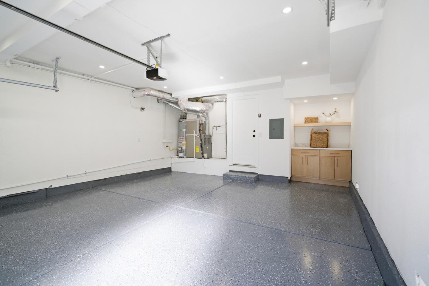 Detail Gallery Image 33 of 73 For 4234 Rosenbaum Ave, San Jose,  CA 95136 - 4 Beds | 2/1 Baths