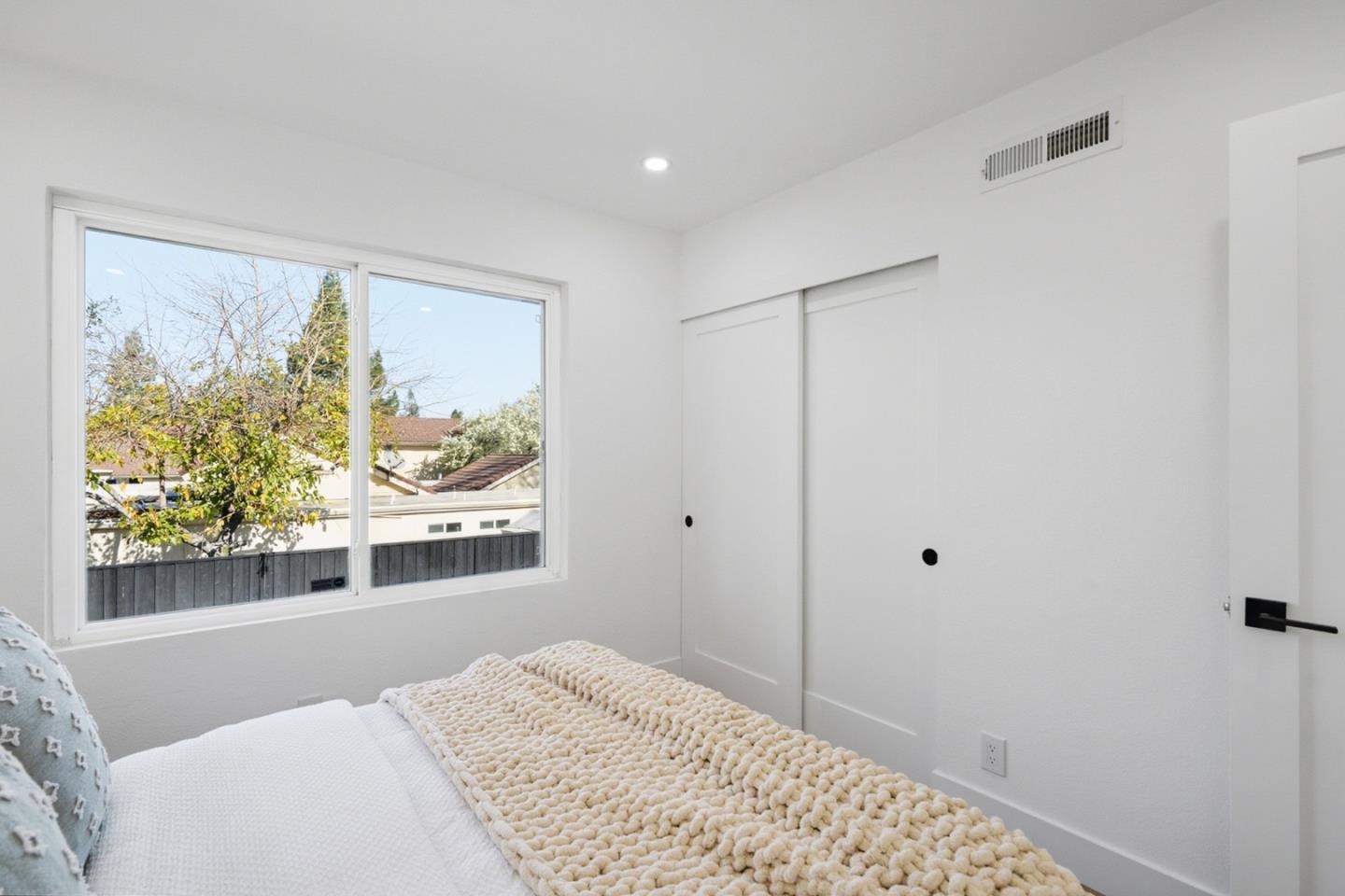 Detail Gallery Image 48 of 73 For 4234 Rosenbaum Ave, San Jose,  CA 95136 - 4 Beds | 2/1 Baths