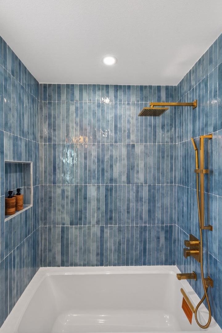 Detail Gallery Image 56 of 73 For 4234 Rosenbaum Ave, San Jose,  CA 95136 - 4 Beds | 2/1 Baths