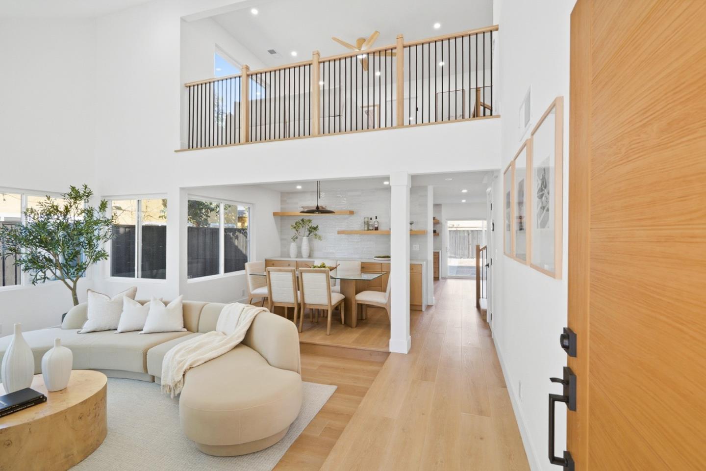 Detail Gallery Image 9 of 73 For 4234 Rosenbaum Ave, San Jose,  CA 95136 - 4 Beds | 2/1 Baths