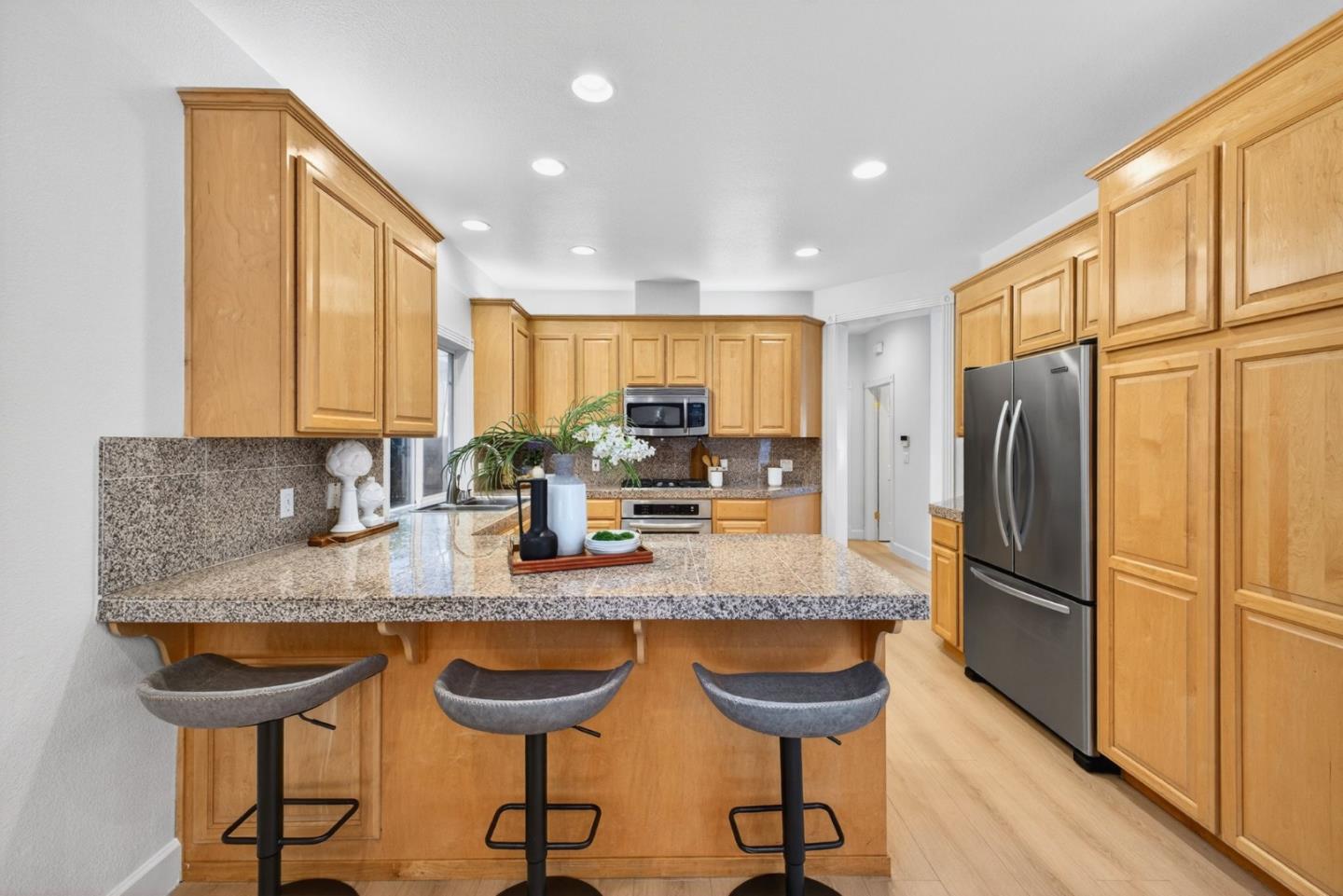 Detail Gallery Image 15 of 43 For 1802 Henning Pl, Santa Clara,  CA 95050 - 3 Beds | 2/1 Baths