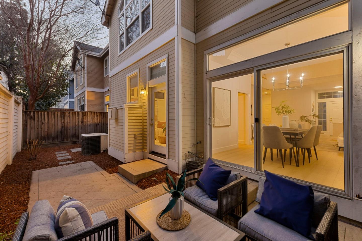 Detail Gallery Image 37 of 43 For 1802 Henning Pl, Santa Clara,  CA 95050 - 3 Beds | 2/1 Baths