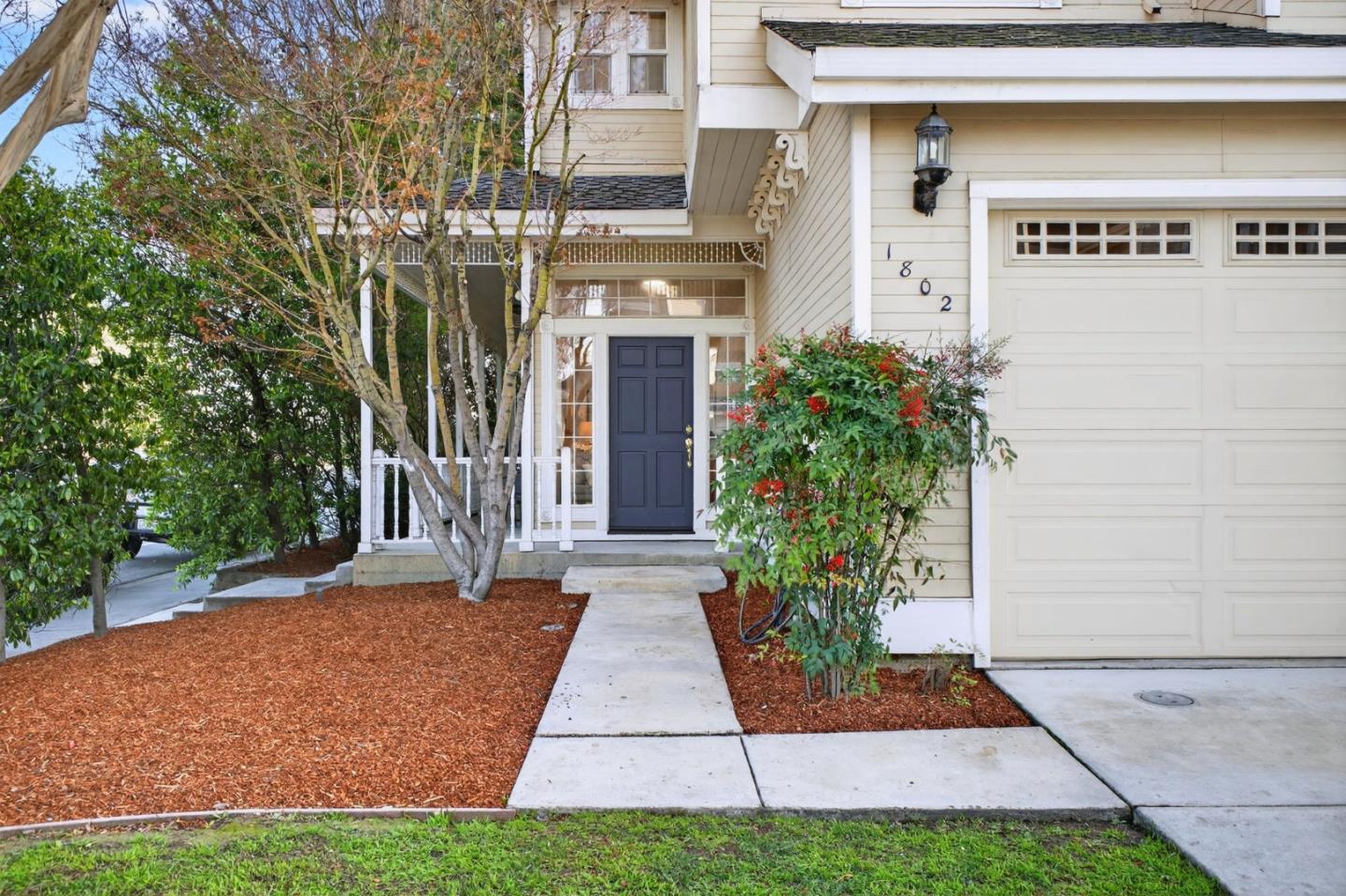 Detail Gallery Image 4 of 43 For 1802 Henning Pl, Santa Clara,  CA 95050 - 3 Beds | 2/1 Baths