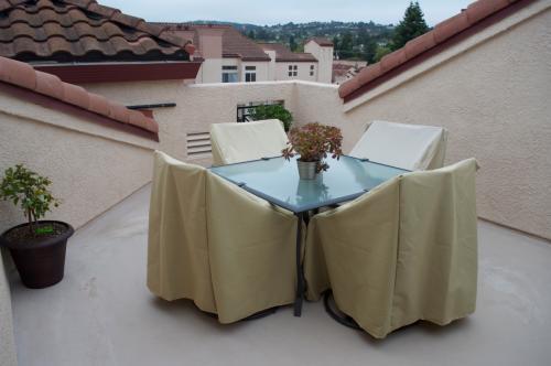 Detail Gallery Image 4 of 9 For 1951 Ofarrell St #406,  San Mateo,  CA 94403 - 2 Beds | 2 Baths