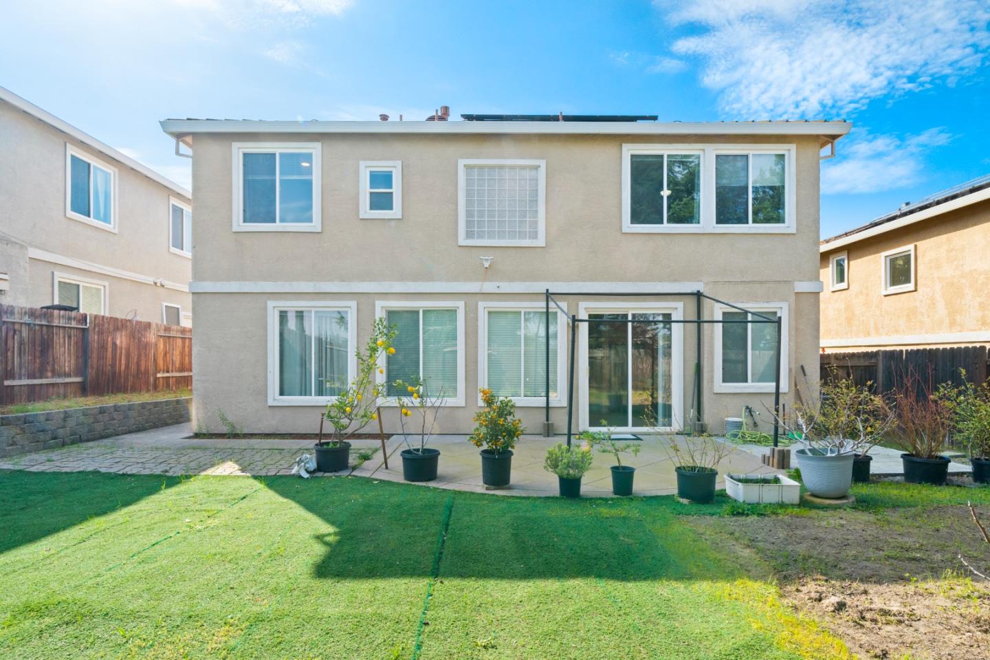 Detail Gallery Image 18 of 19 For 2415 Crystal Way, Antioch,  CA 94531 - 4 Beds | 2/1 Baths