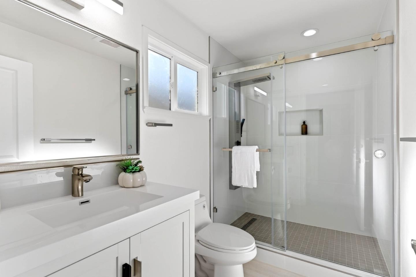 Detail Gallery Image 18 of 39 For 2739 Mclaughlin Ave, San Jose,  CA 95121 - 4 Beds | 3 Baths