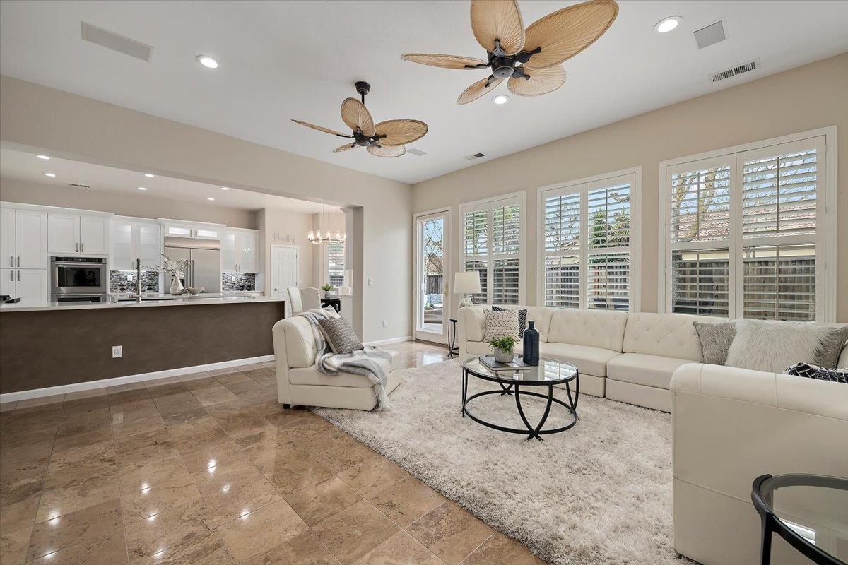 Detail Gallery Image 17 of 41 For 191 Tarragon Ave, Morgan Hill,  CA 95037 - 5 Beds | 3/1 Baths