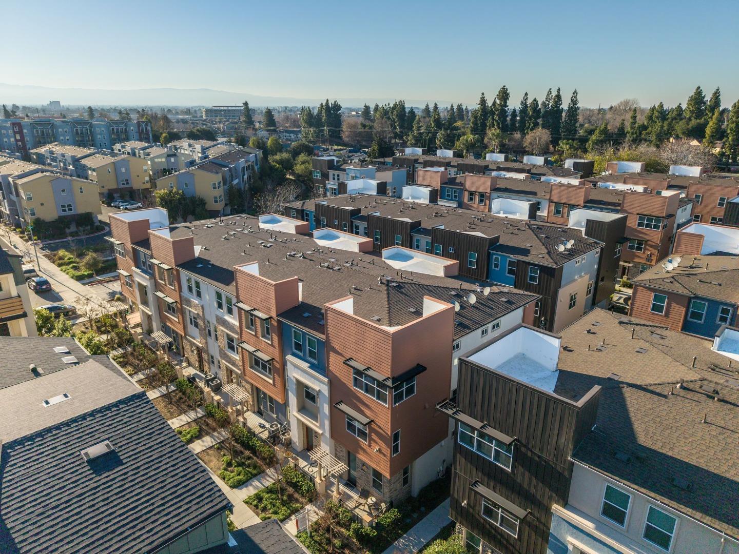Detail Gallery Image 43 of 48 For 1938 Galileo Ln, San Jose,  CA 95133 - 3 Beds | 3/1 Baths