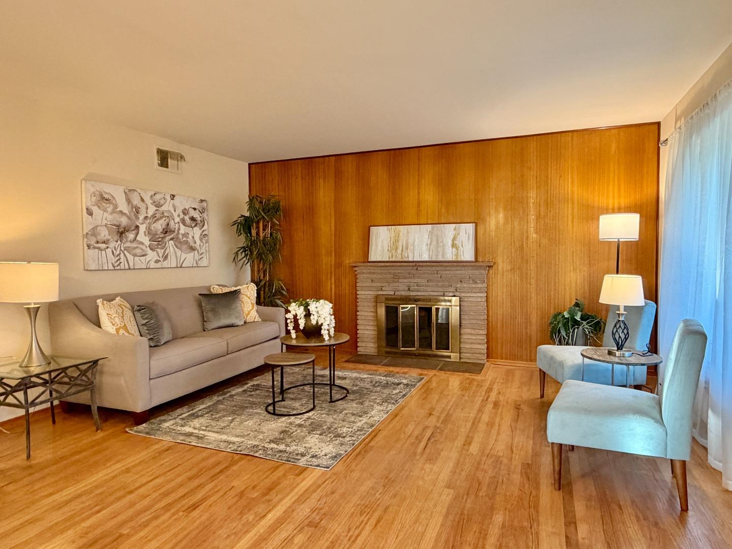 Detail Gallery Image 3 of 15 For 1018 Blair Ave, Sunnyvale,  CA 94087 - 3 Beds | 2 Baths