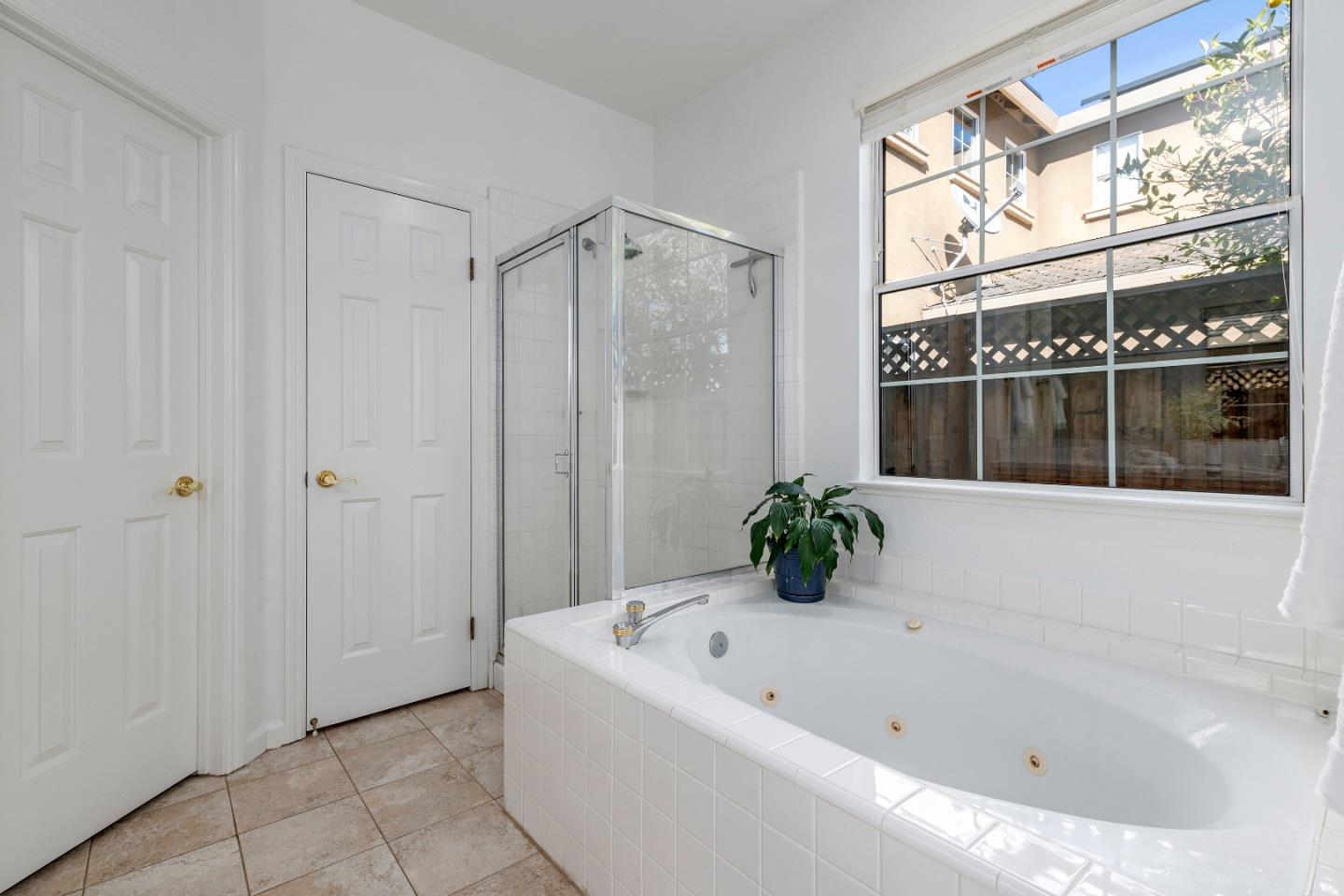 Detail Gallery Image 14 of 23 For 1544 Bouchard Dr, San Jose,  CA 95118 - 3 Beds | 2 Baths