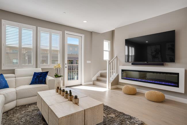 Detail Gallery Image 7 of 39 For 78 Sterling Ln, Morgan Hill,  CA 95037 - 3 Beds | 3 Baths