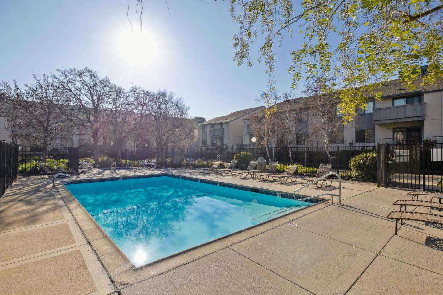 Detail Gallery Image 20 of 22 For 853 Woodside Way #230,  San Mateo,  CA 94401 - 1 Beds | 1 Baths