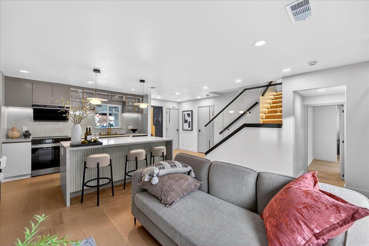 Detail Gallery Image 17 of 41 For 1980 Foxworthy Ave, San Jose,  CA 95124 - 4 Beds | 3 Baths