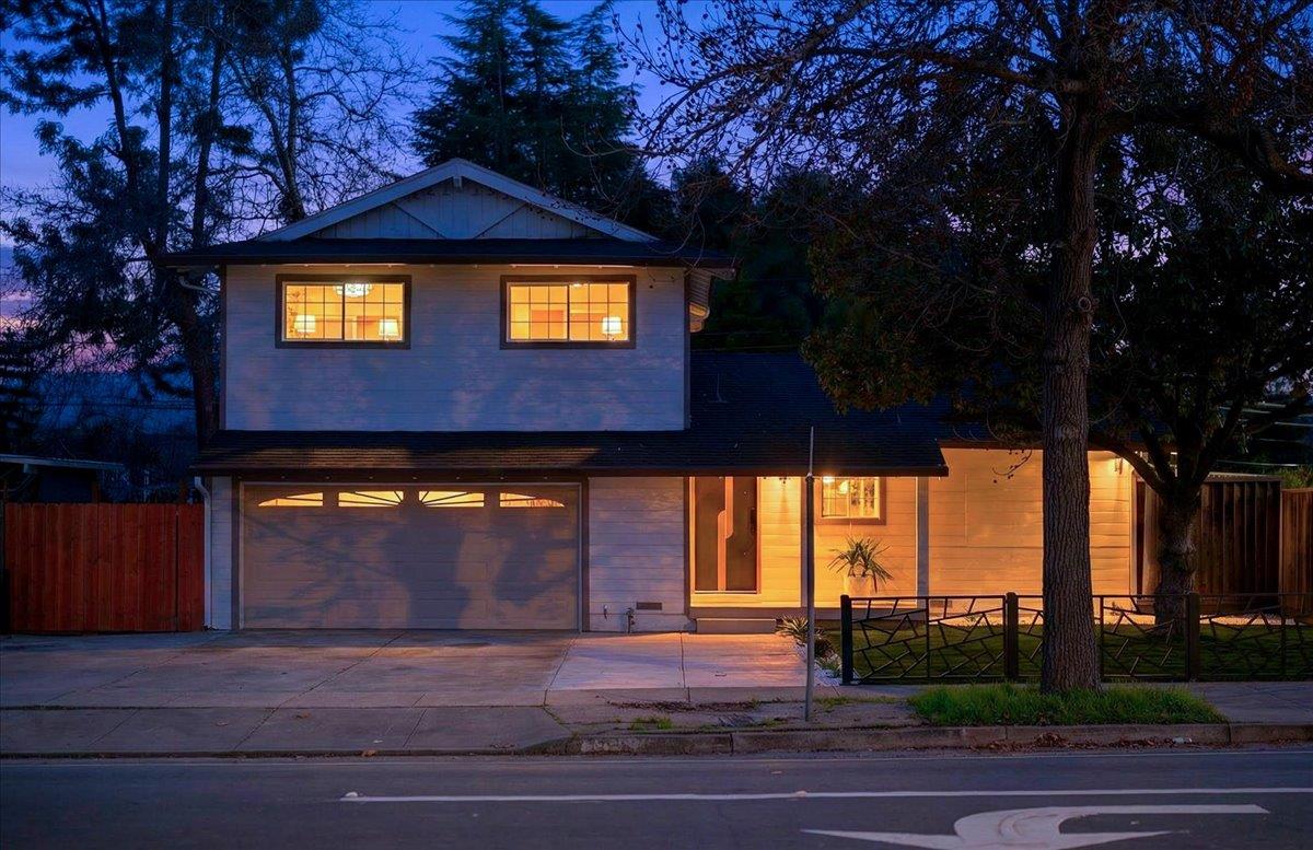 Detail Gallery Image 2 of 41 For 1980 Foxworthy Ave, San Jose,  CA 95124 - 4 Beds | 3 Baths