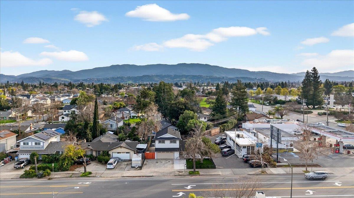 Detail Gallery Image 39 of 41 For 1980 Foxworthy Ave, San Jose,  CA 95124 - 4 Beds | 3 Baths